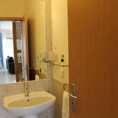 Casa Dos Panache - Fabulous Modern - Great Location Апартаменты